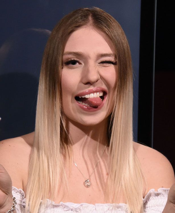 "Bibi“ Bianca Heinicke geht baden und die Fans schäumen!