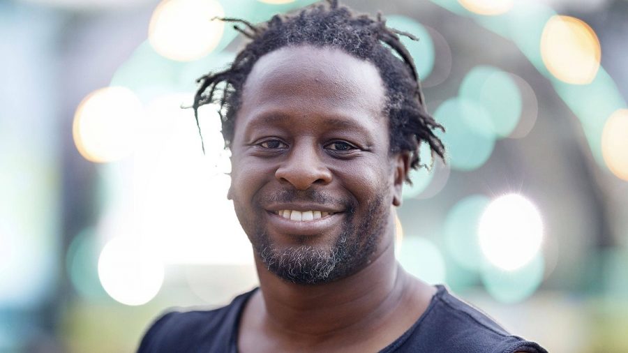 Mola Adebisi: "Wir sind kein Paar - noch nicht"