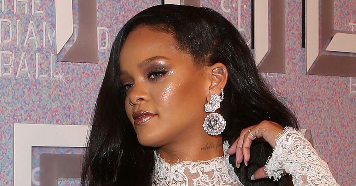 Rihanna zeigt sich mit ihrer Mama