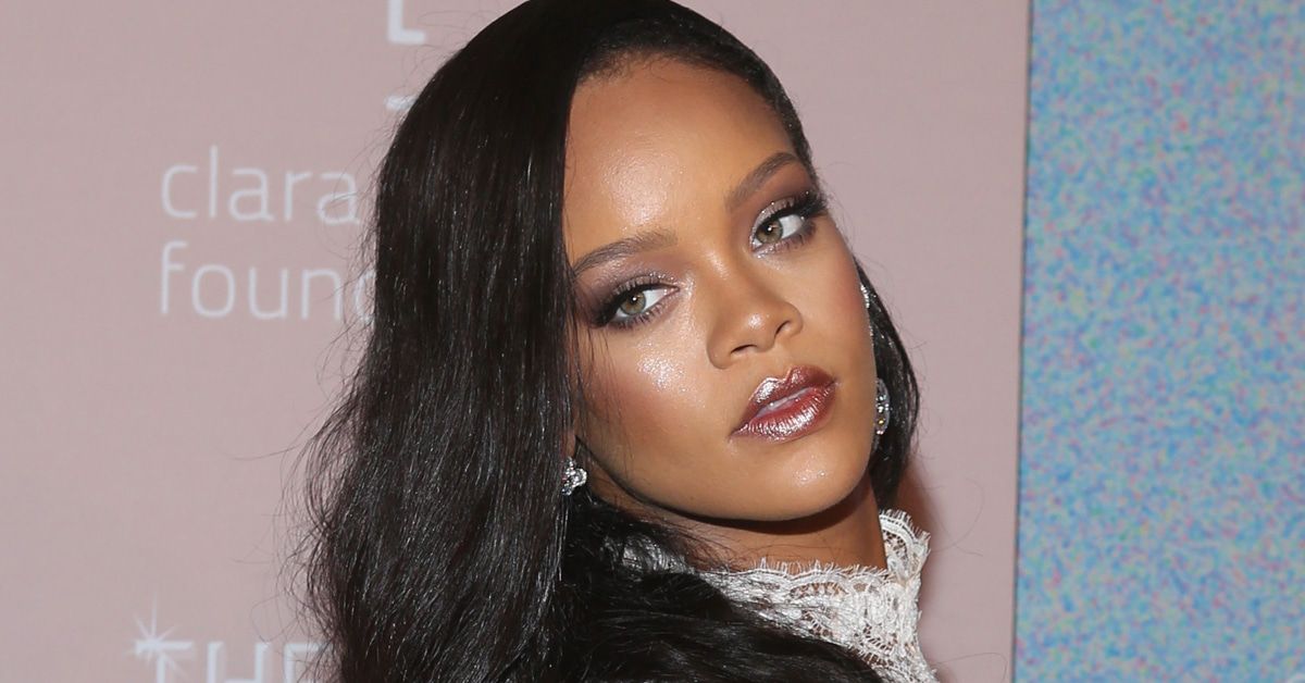 So Wurde Rihanna Zur Reichsten Sangerin Der Welt