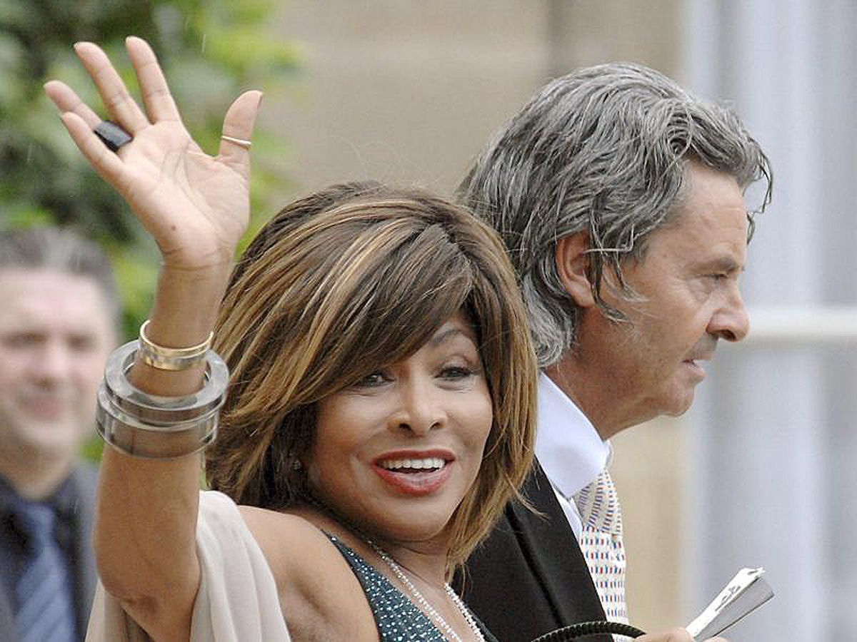 Tina Turner: "Vor 12 Uhr nicht läuten"