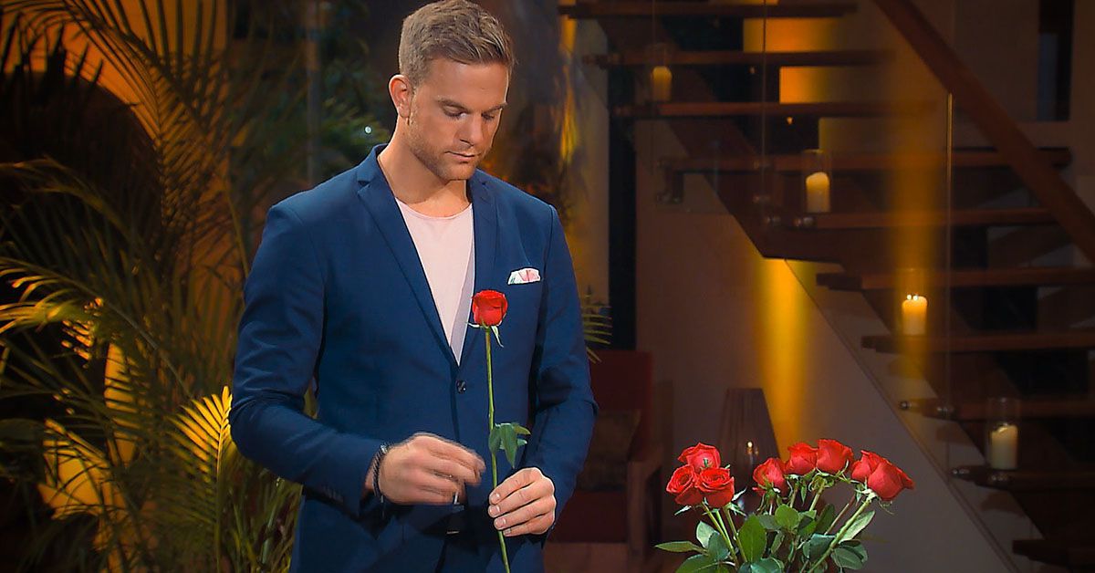 Bachelor: Jenny T. geht auf Tuchfühlung