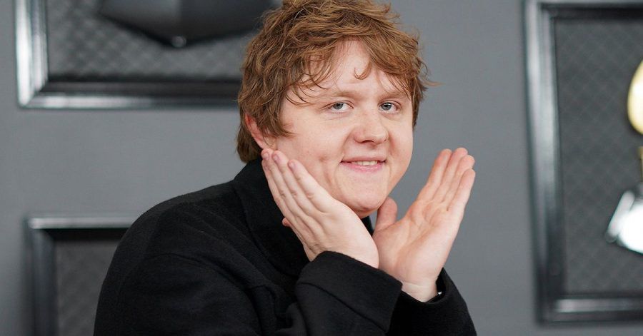 Lewis Capaldi mit neuem Video zu "Before You Go"