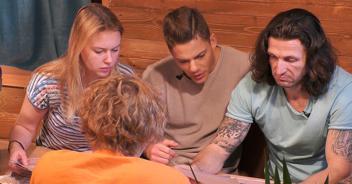 Big Brother: Der erste Kuss - und Denny zeigt hier alles