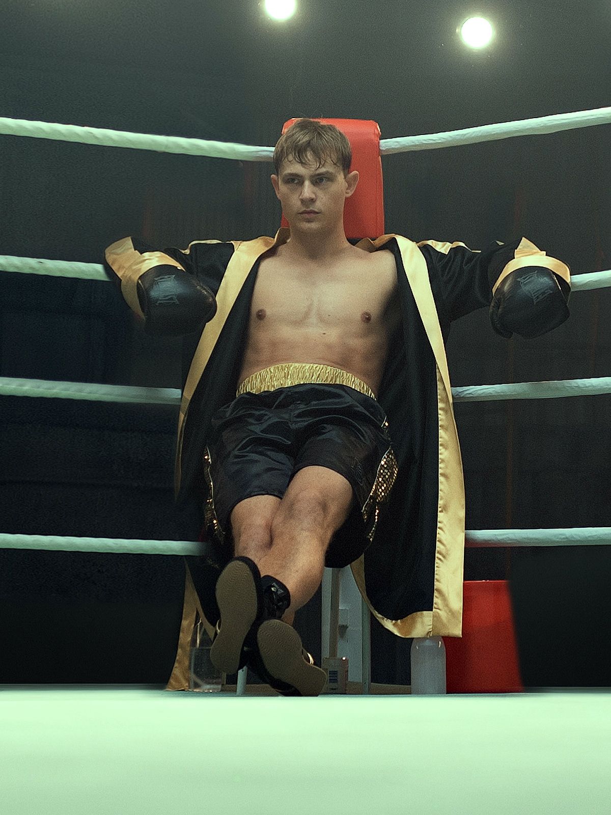 Dennis Mojen: Alles über den Star aus dem ersten deutschen Netflix-Film