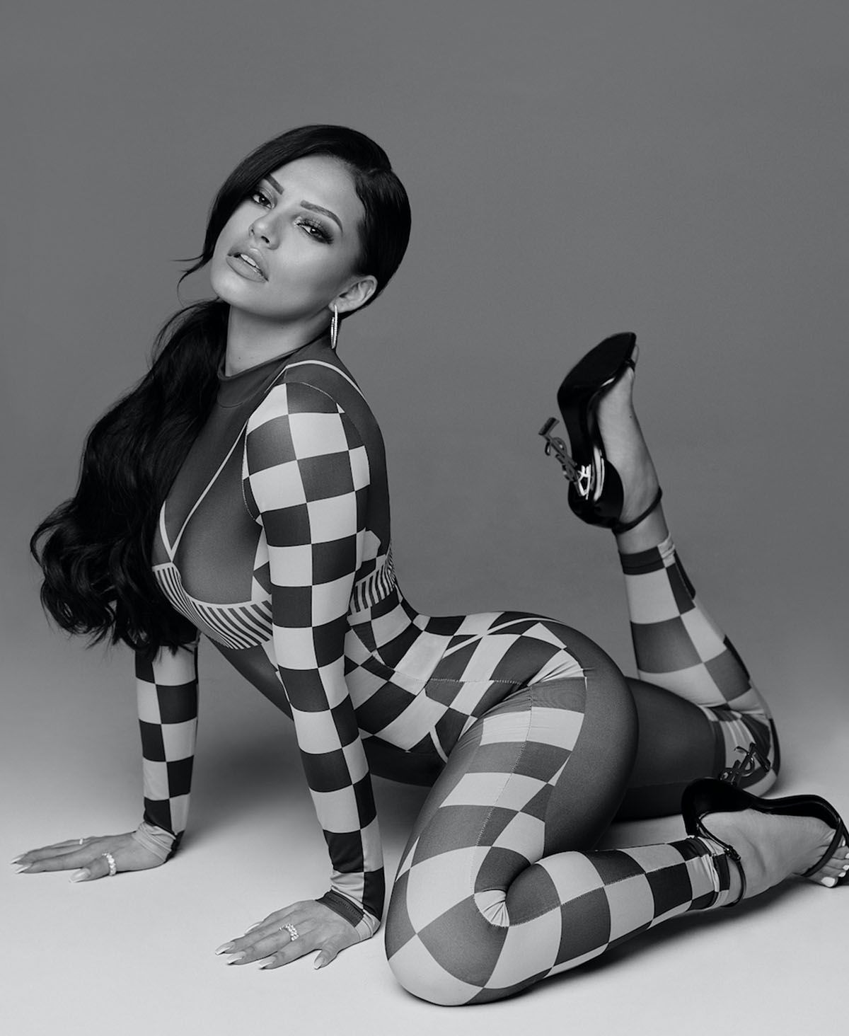 Insta-Star Ivana Santacruz releast erste Single „BumBum“