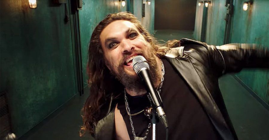 Video: Hier sehen wir Jason Momoa als Ozzy Osbourne