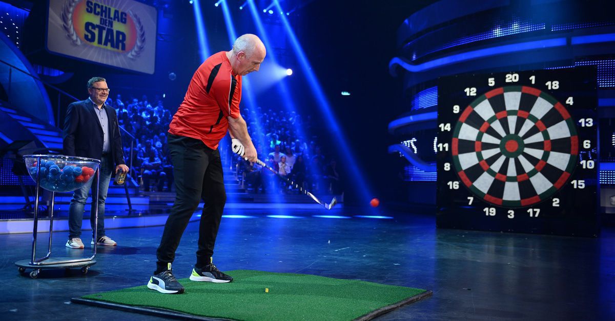 "Schlag den Star": Mario Basler verliert gegen Frank Rosin - die Videos!