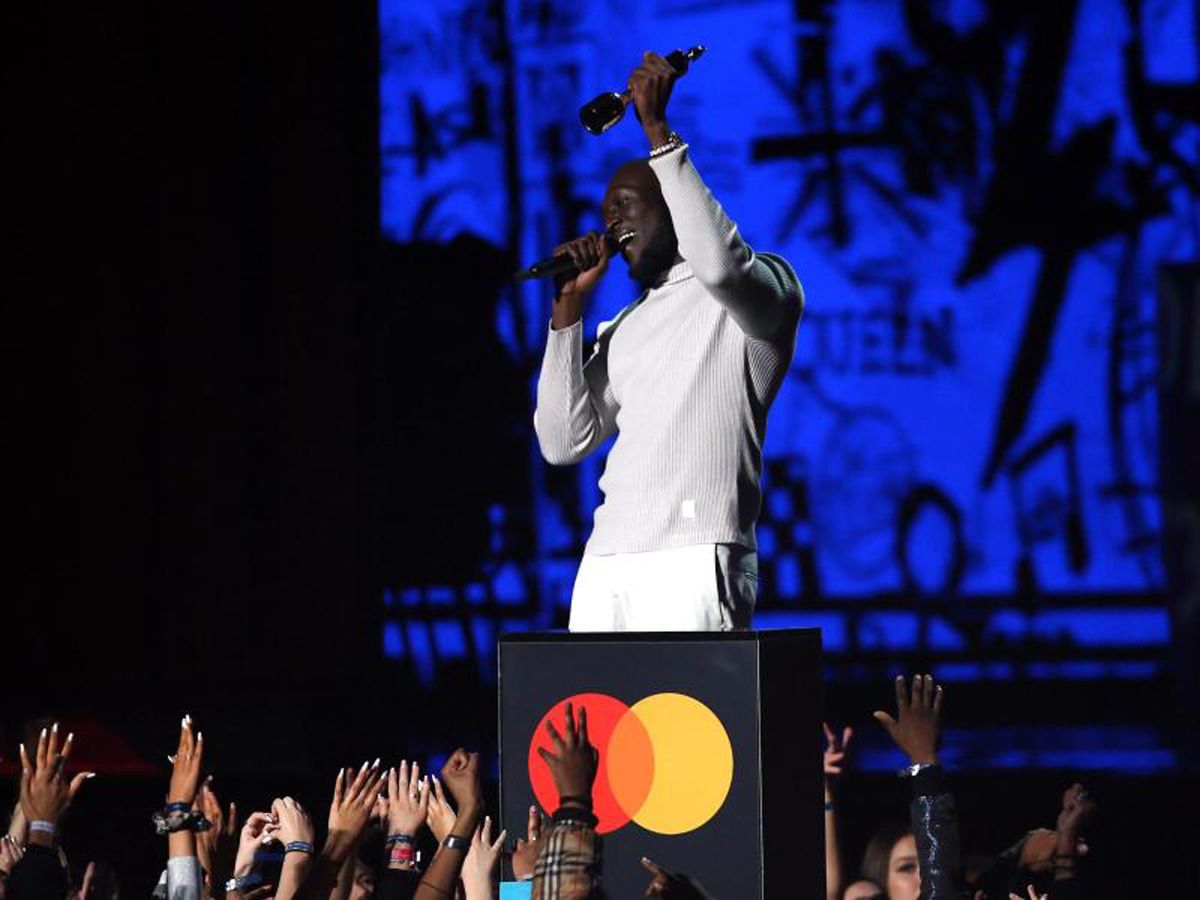 Billie Eilish und Stormzy: Abräumer bei den Brit Awards