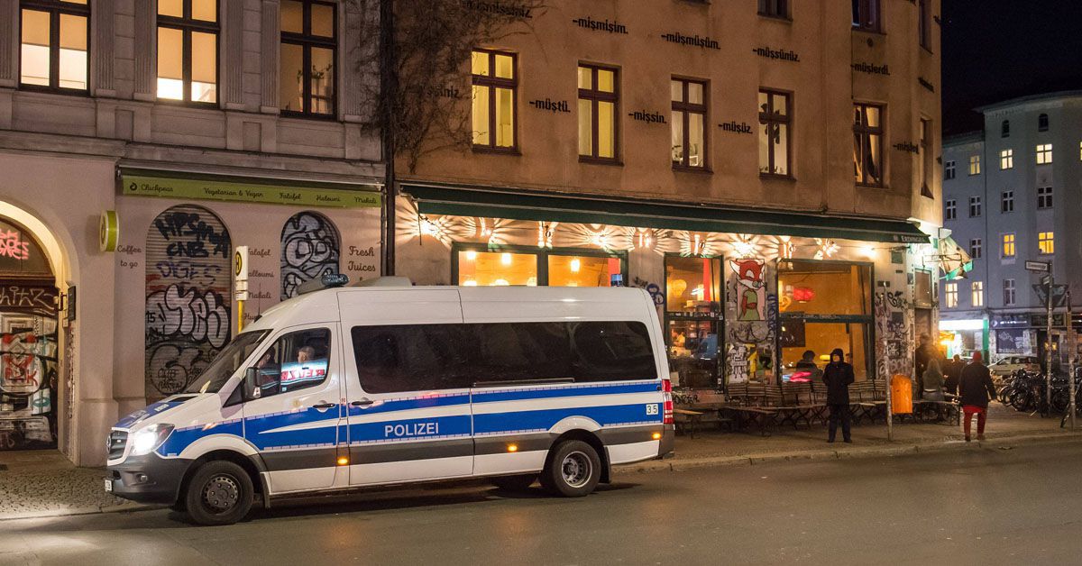 Corona-Krise: "Es sollte auch keine kleinen Veranstaltungen mehr geben"