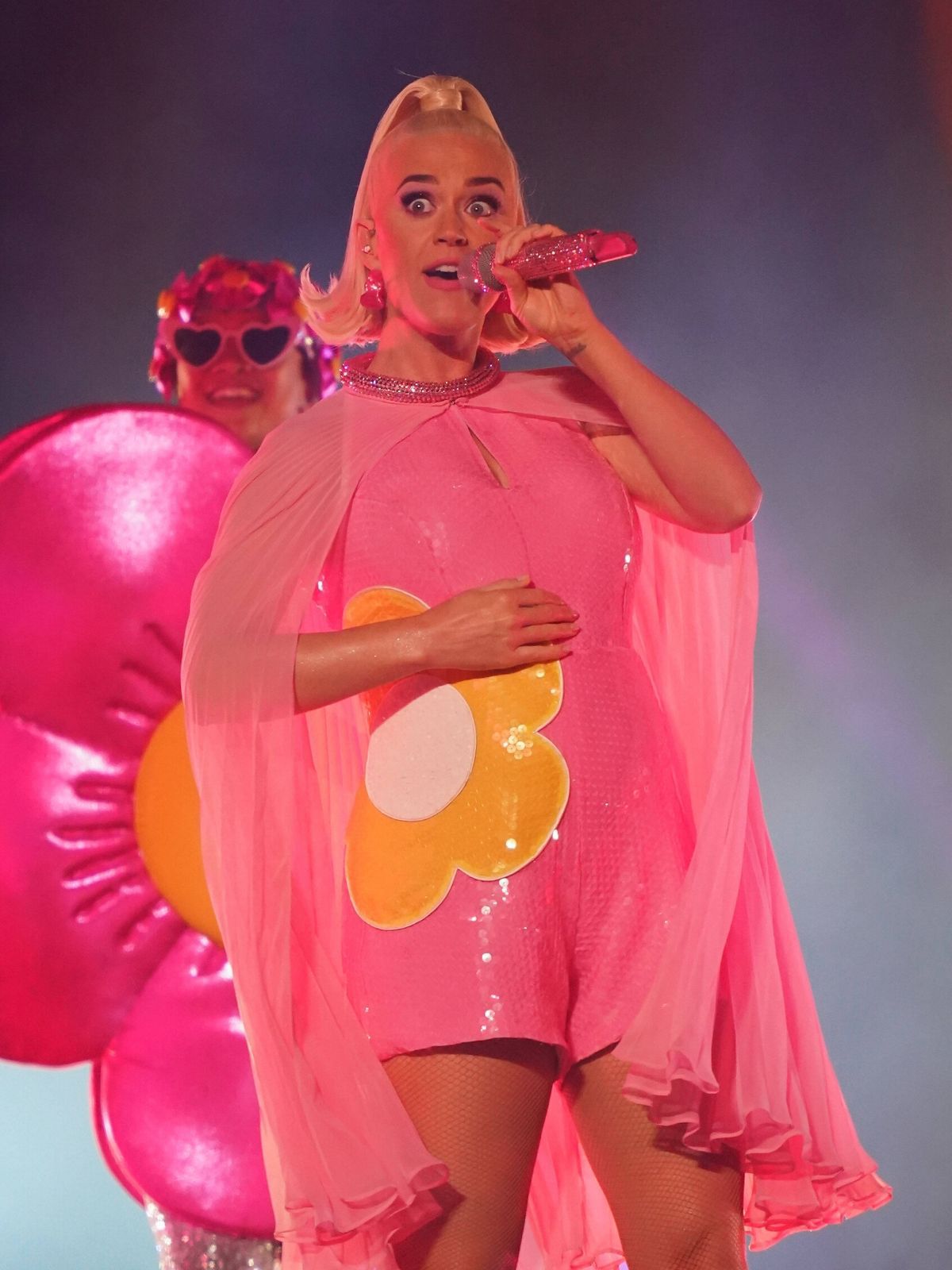 Katy Perry: Hier performt sie erstmals mit Babybauch