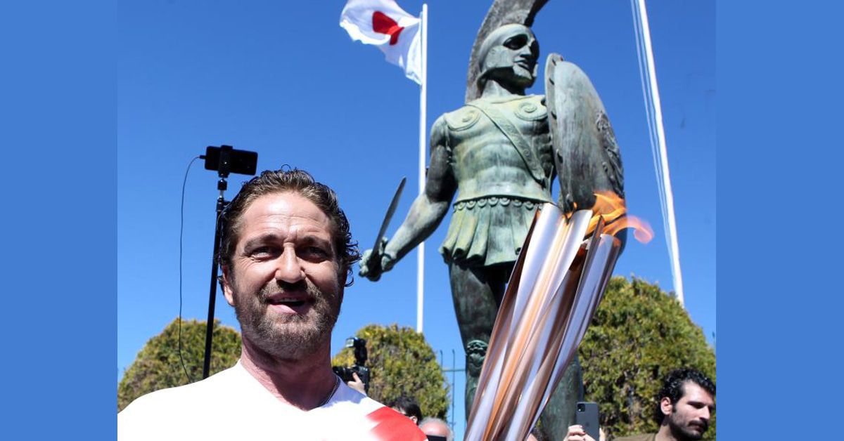 Gerard Butler spielt in Sparta mit dem Feuer
