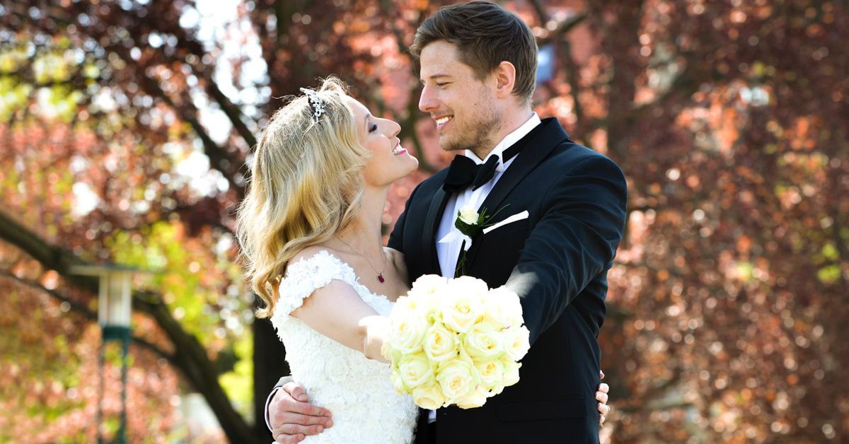Galia Brener: Nach der einsamen Corona-Hochzeit ging's zur Burger-Bude
