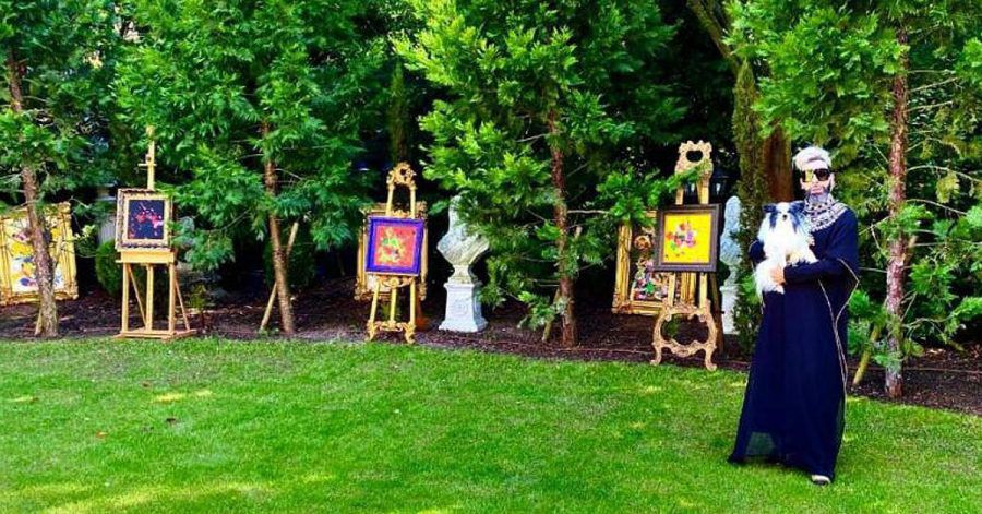 Harald Glööckler: Garten-Vernissage in Isolation
