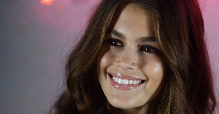 Schockverliebt: Mit wem kuschelt denn Kaia Gerber hier?