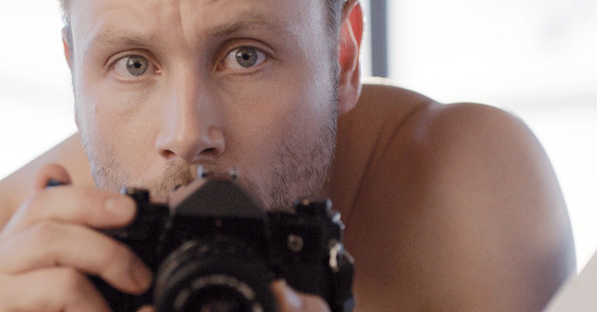 "Kopfplatzen" startet online: Max Riemelt in extrem mutiger Rolle