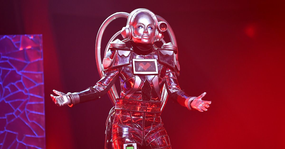 "The Masked Singer": Caroline Beil ist enttarnt
