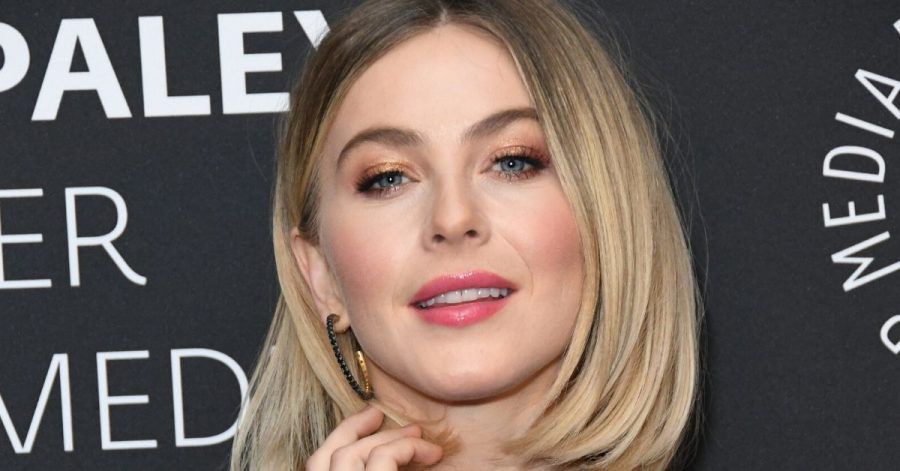 Julianne Hough hat ihrer Mama ein Haus zum Muttertag spendiert