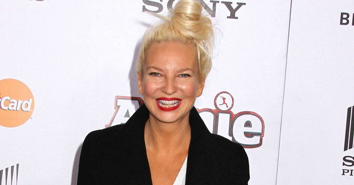 Sia hat zwei Teenager adoptiert