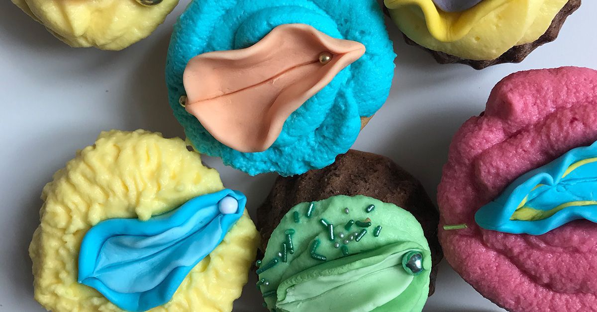 Jasmin Wagner alias Blümchen backt Vagina-Cupcakes