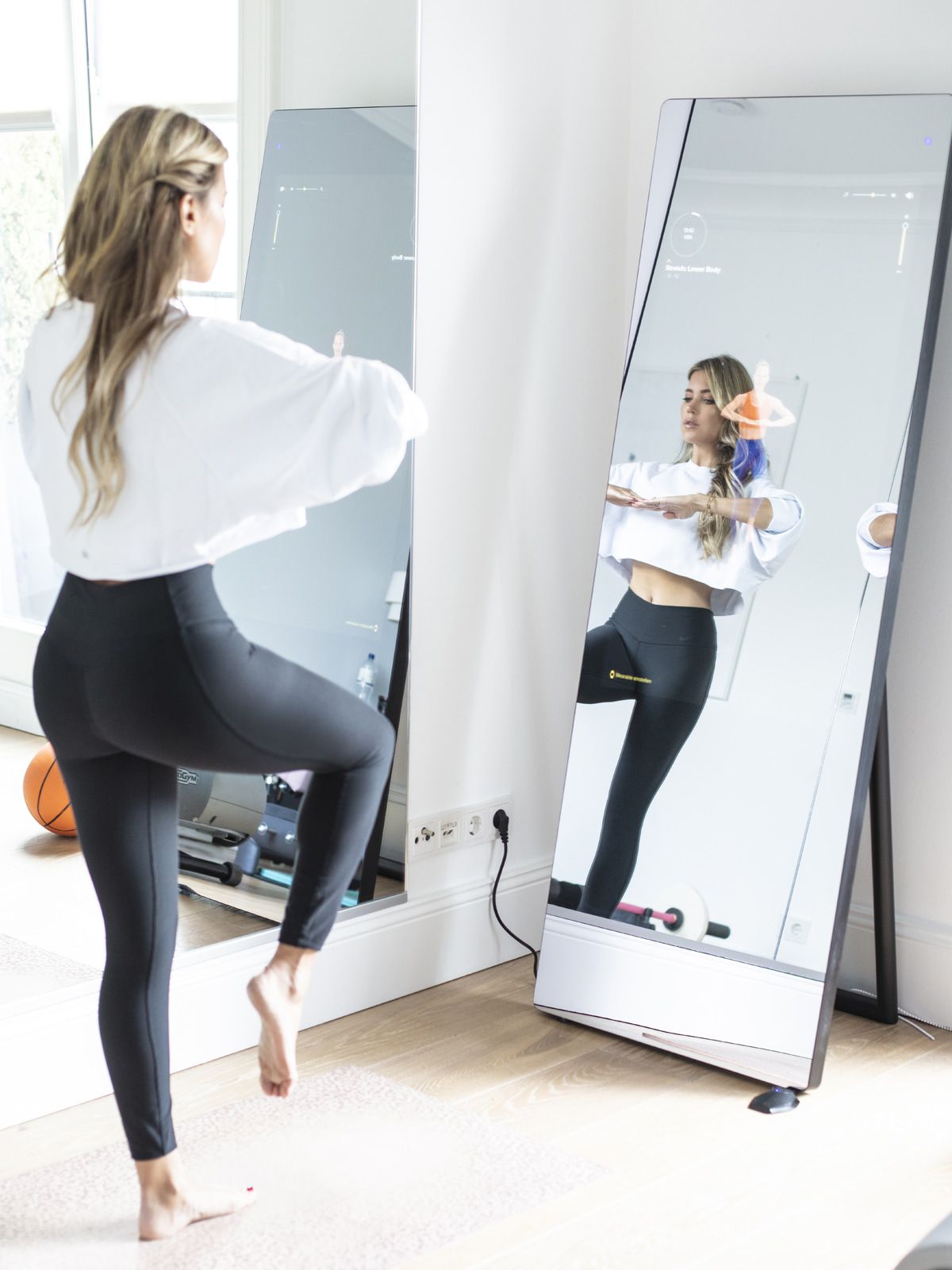 Sylvie Meis & Lilly Becker: Fit mit dem magischen Spiegel!