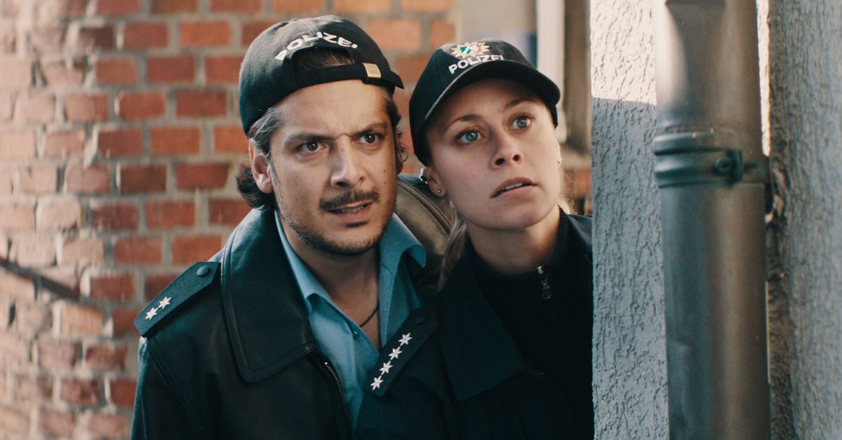 Trailer "Faking Bullshit" mit Bjarne Mädel und Erkan Acar
