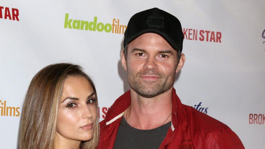 Daniel Gillies und Rachael Leigh Cook sind seit 2004 verheiratet (dr/spot)