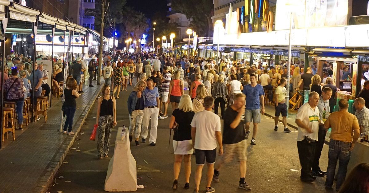 Hallo Ihr deutschen Deppen! Mallorca zieht die Reißleine!