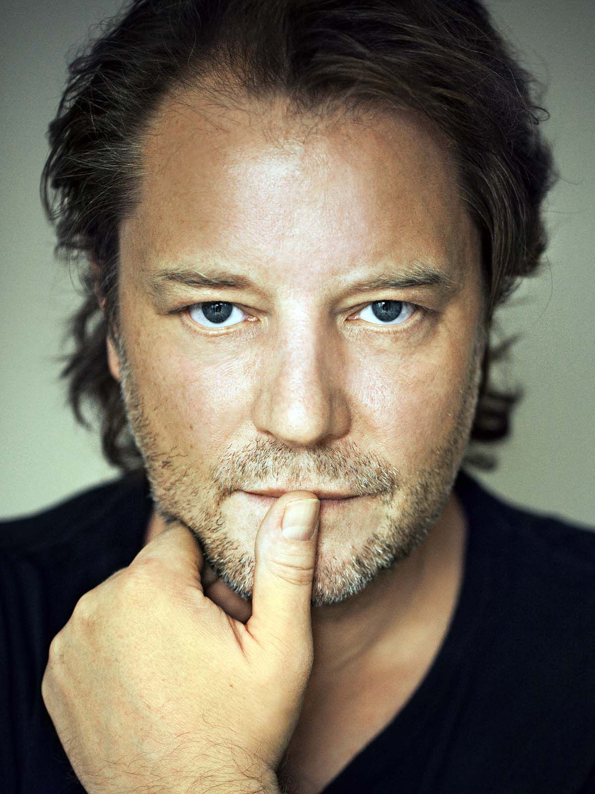 Guck mal Nena, Dein Rolf Brendel meldet sich als Sänger zurück!