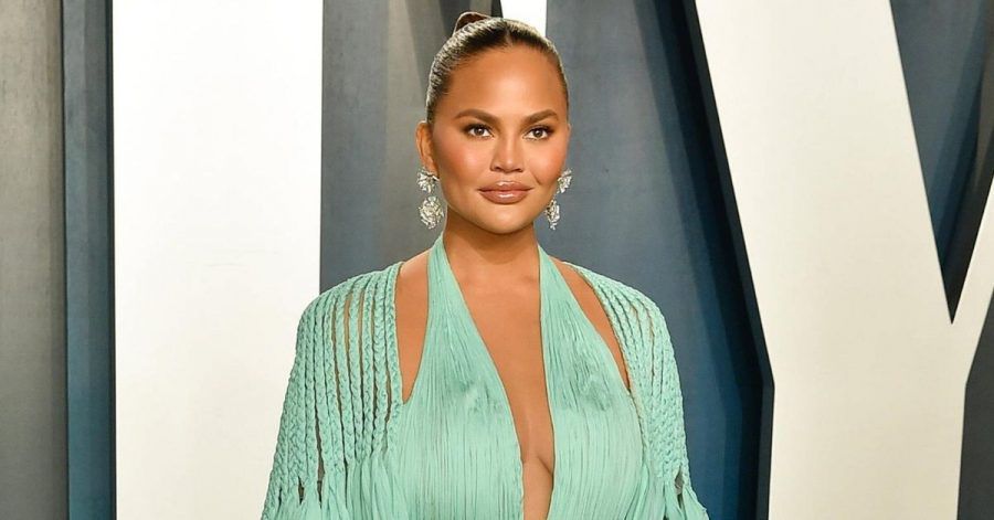 Chrissy Teigen: Brust-OP während Schwangerschaft