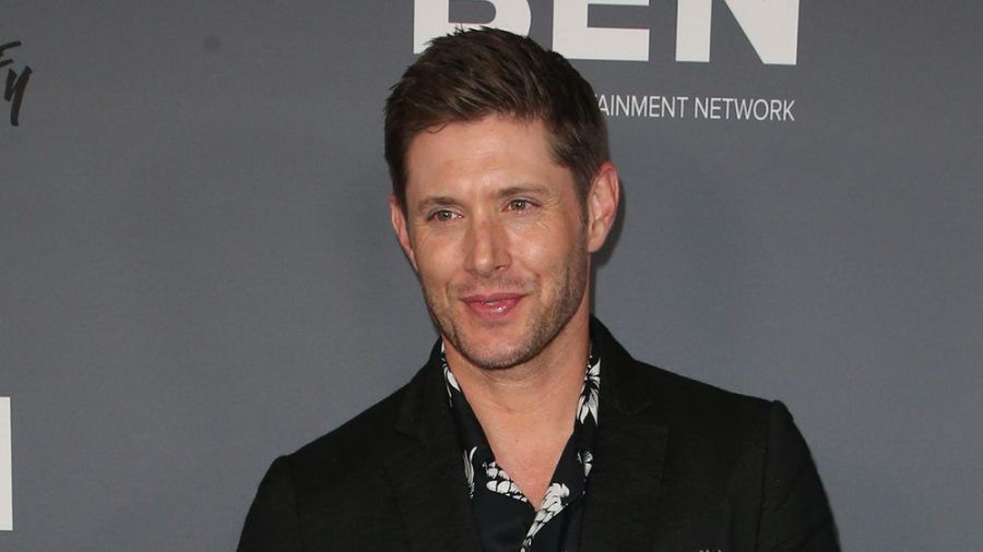 Jensen Ackles wird zum Superhelden. (cam/spot)