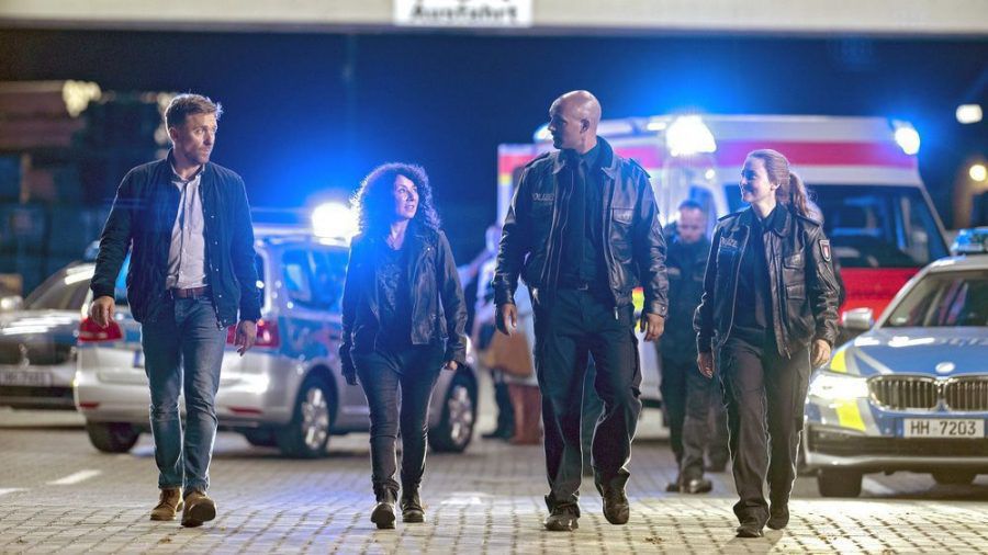 Peter Fieseler (v.l.n.r.), Maria Ketikidou, Patrick Abozen und Wanda Perdelwitz werden im "Großstadtrevier"-Film zu sehen sein. (cos/spot)