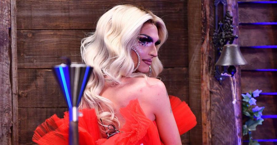 Huch, so geil sieht Supertranse Katy Bähm wirklich aus