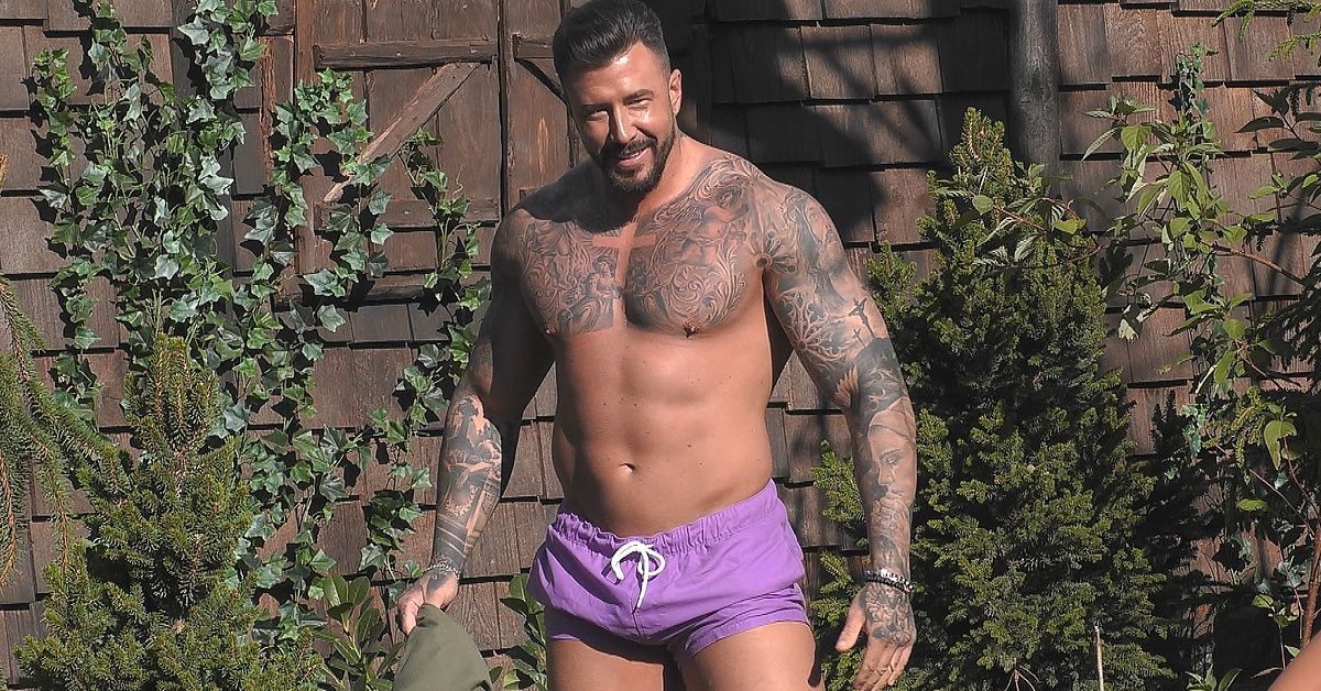 "Promi Big Brother": Erste Tränen, Flirts und ein Coming-out