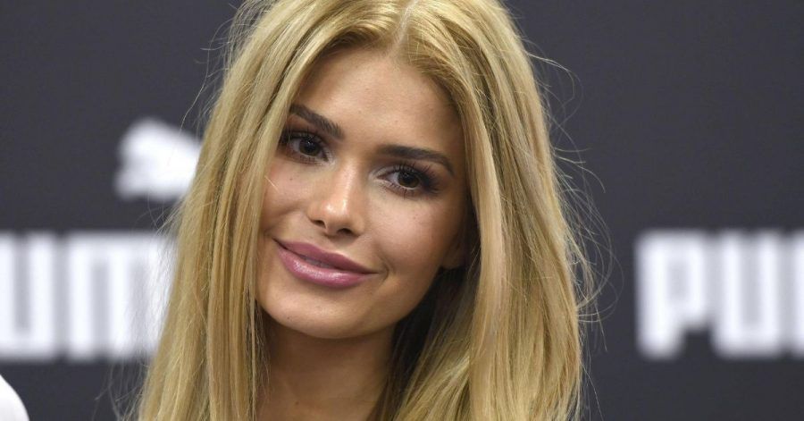 Pamela Reif: Star-Influencerin in Unterwäsche