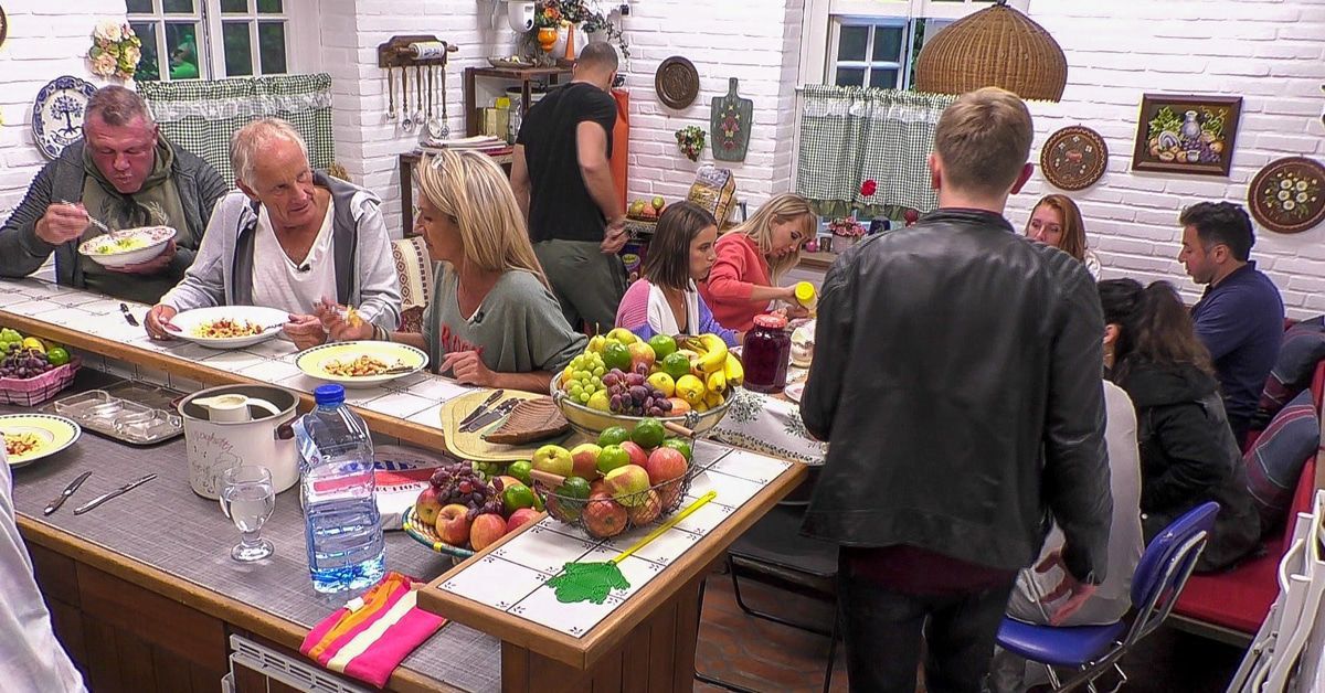 Annemarie Eilfeld über die Spuck-Attacke im "Sommerhaus"