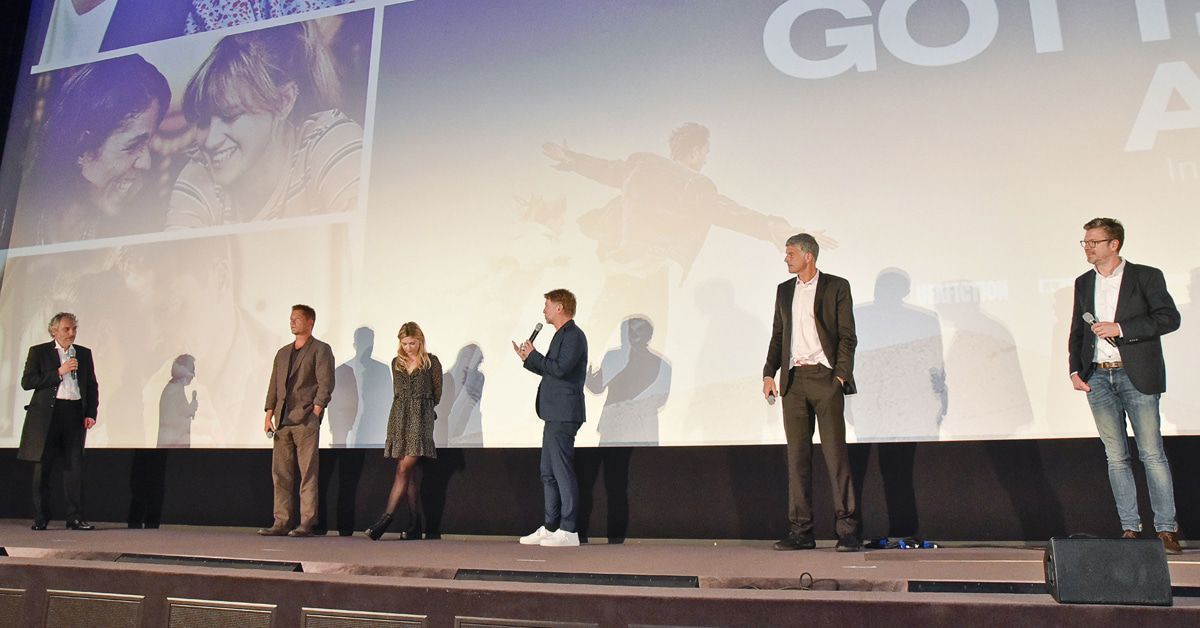 Müssen wir uns an solche Premierenbilder gewöhnen?