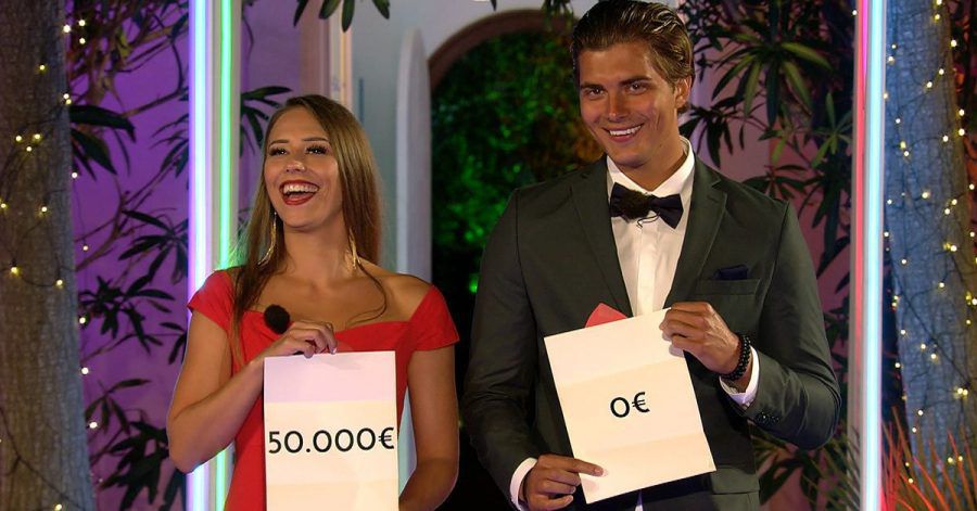 "Love Island": Tim und Melina gewinnen Finale und das passiert mit den 50.000 Euro