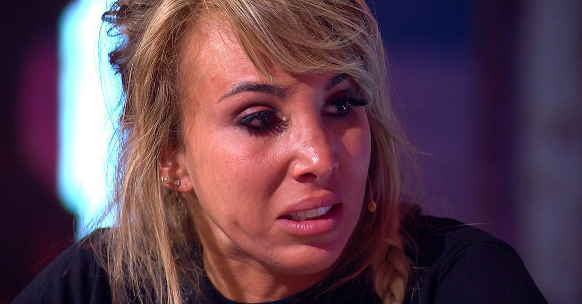 Lisha im "Sommerhaus": "Ich pisse immer in die Dusche"