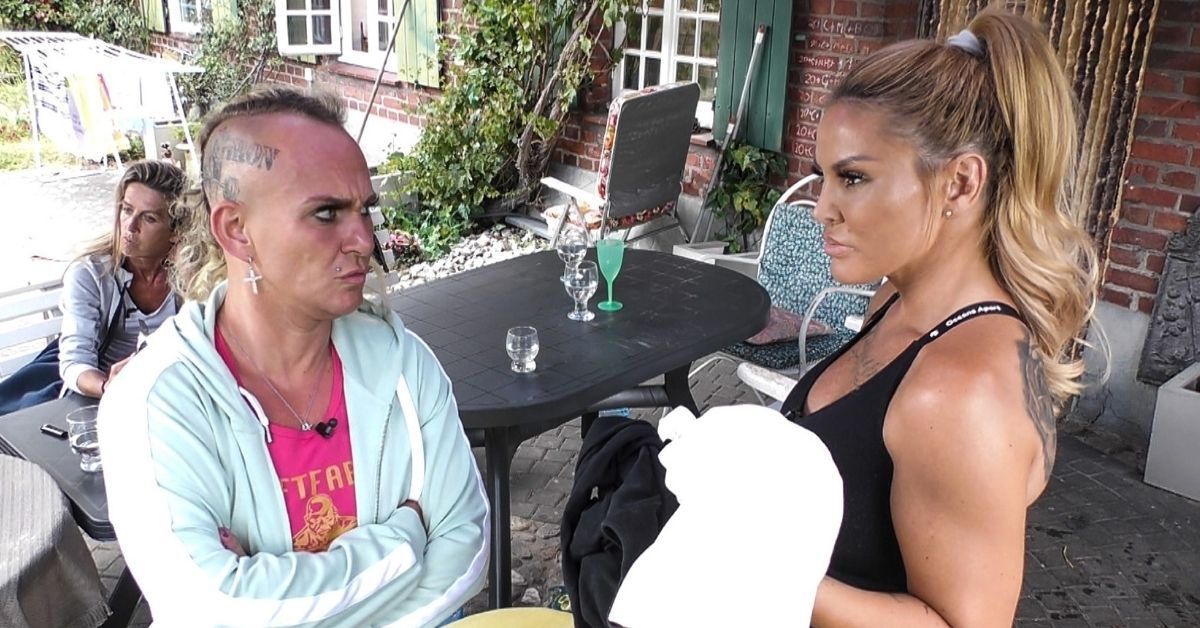 "Das Sommerhaus der Stars": Jasmin Herren's Wutrede gegen Lisha & Lou