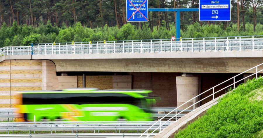 Unterwegs mit einem Fernbus in Mecklenburg-Vorpommern: Fahrgäste haben hier klar festgelegte Rechte.