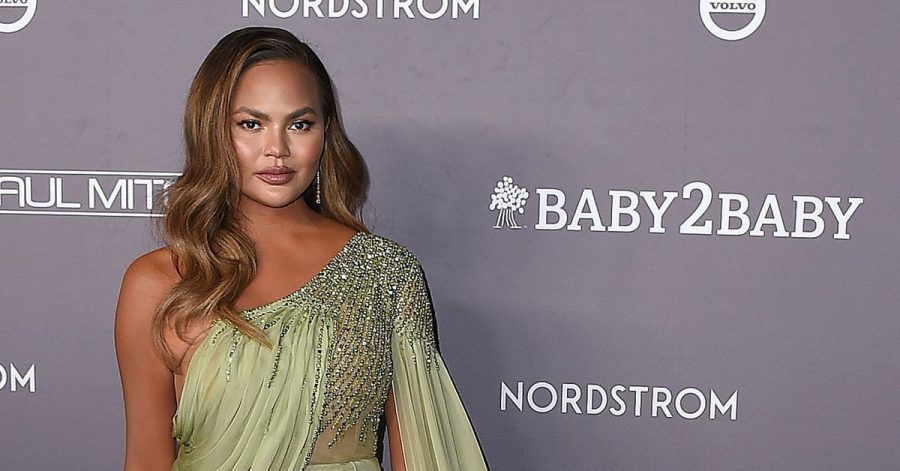 Chrissy Teigen beklagt den Verlust ihres ungeborenen Kindes.