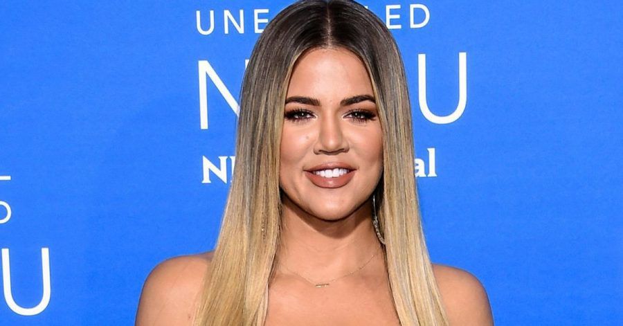 Reality-TV-Star Khloé Kardashian war mit dem Coronavirus infiziert und spricht über ihre Erfahrungen.