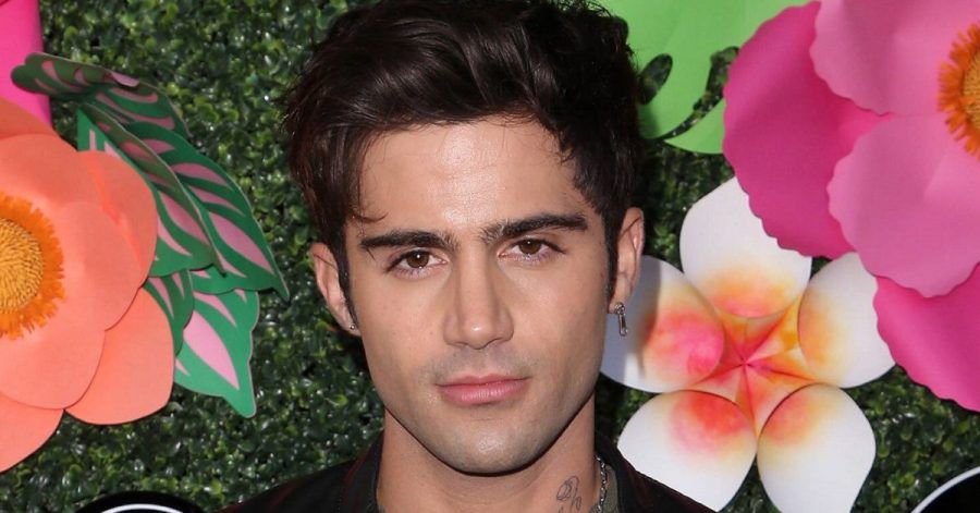 Ist Demi Lovatos Ex Max Ehrich ein totaler Psycho?