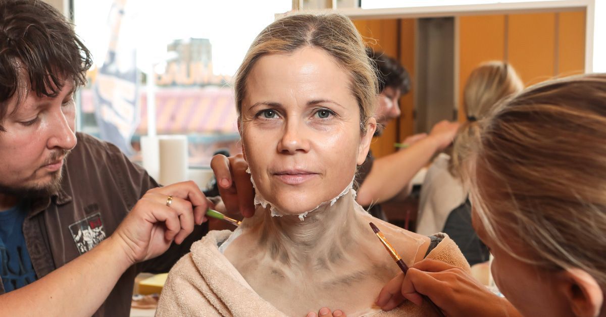 Michaela Schaffrath in "Sky Sharks": Nazi-Zombies in der Antarktis