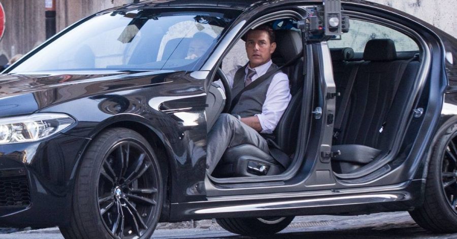 Tom Cruise dreht mit quietschenden Reifen in Rom