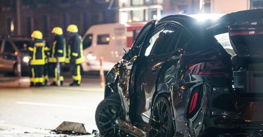 Bei einer tödlichen Kollision in Frankfurt hat ein SUV mehrere Menschen erfasst.