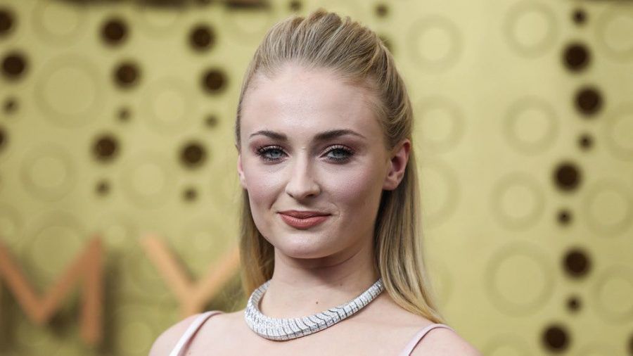 Sophie Turner bei den Emmy Awards 2019. (ncz/spot)
