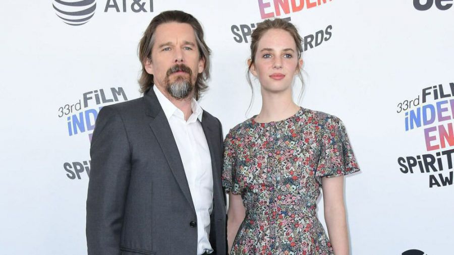 Ethan Hawke an der Seite seiner ebenfalls berühmten Tochter Maya ("Stranger Things") (stk/spot)