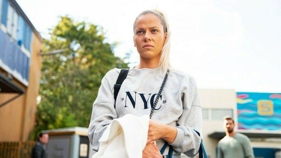 "Alles was zählt": Marie erkennt, dass sie jetzt völlig alleine dasteht (cg/spot)
